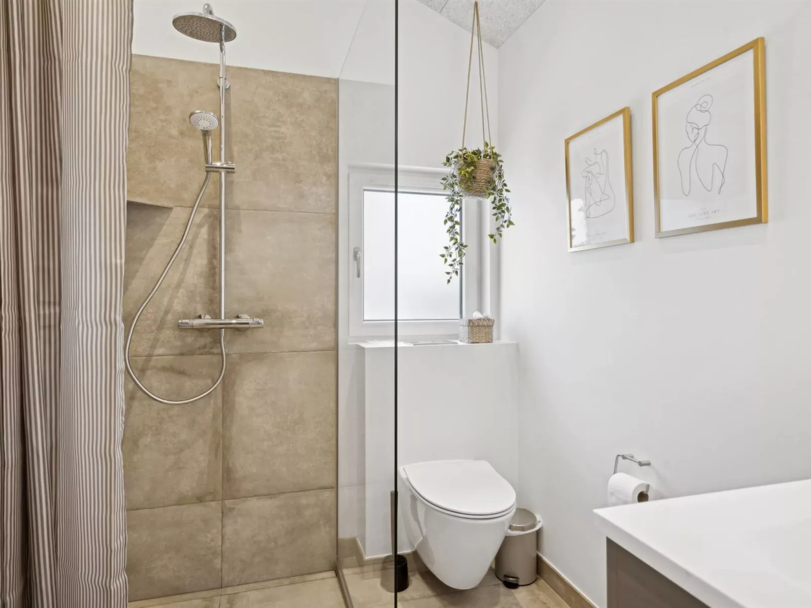 "Lanessa" - 800m from the sea-Binnen