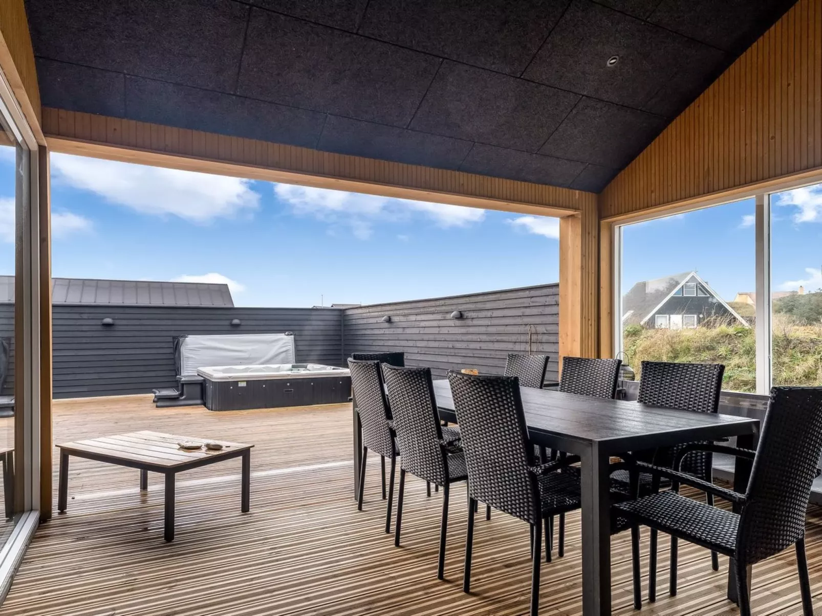 "Dreng" - 300m from the sea-Buiten