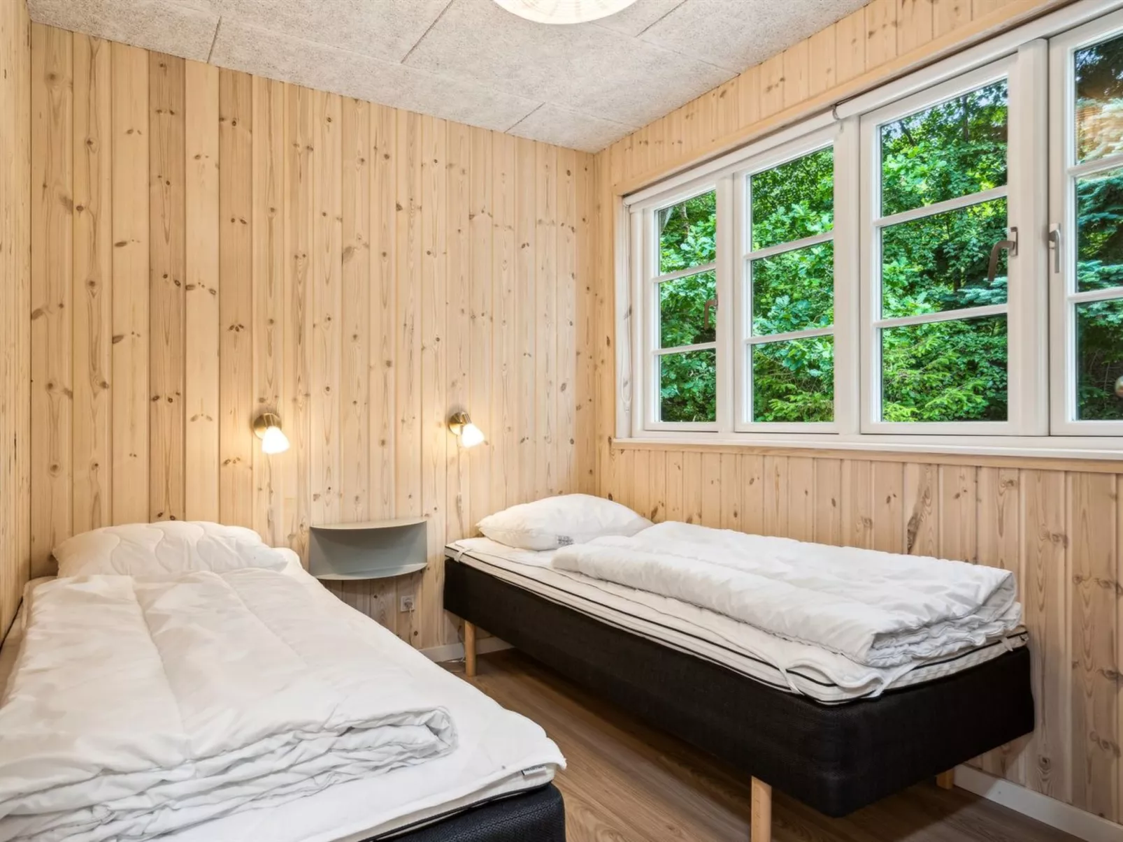 "Jalina" - 200m from the sea-Binnen