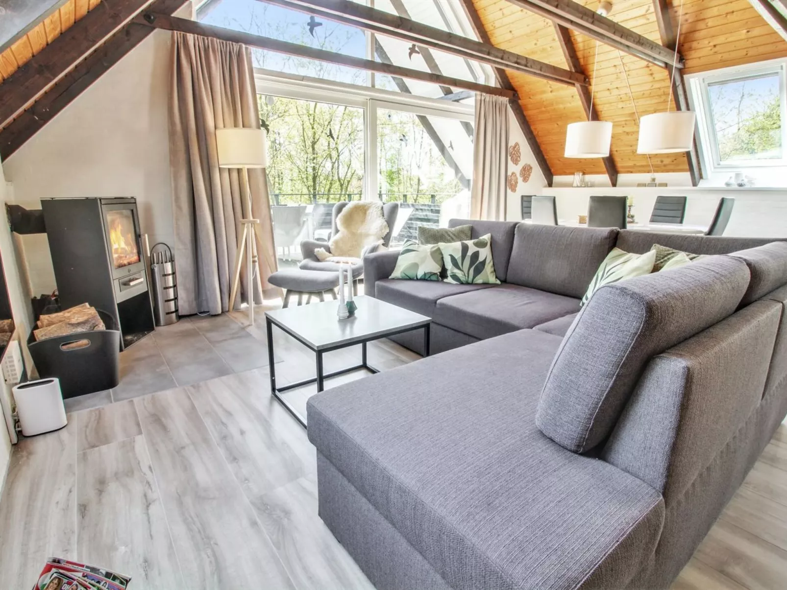 "Engelbertine" - 30km from the sea-Binnen