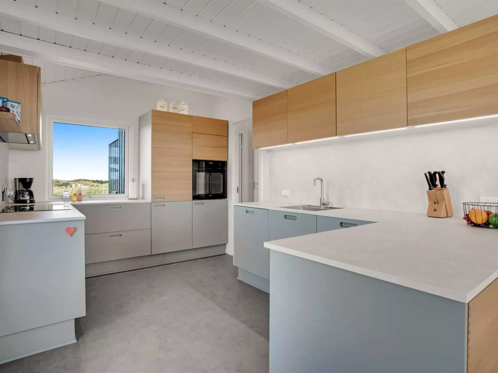 "Naema" - 400m from the sea-Binnen