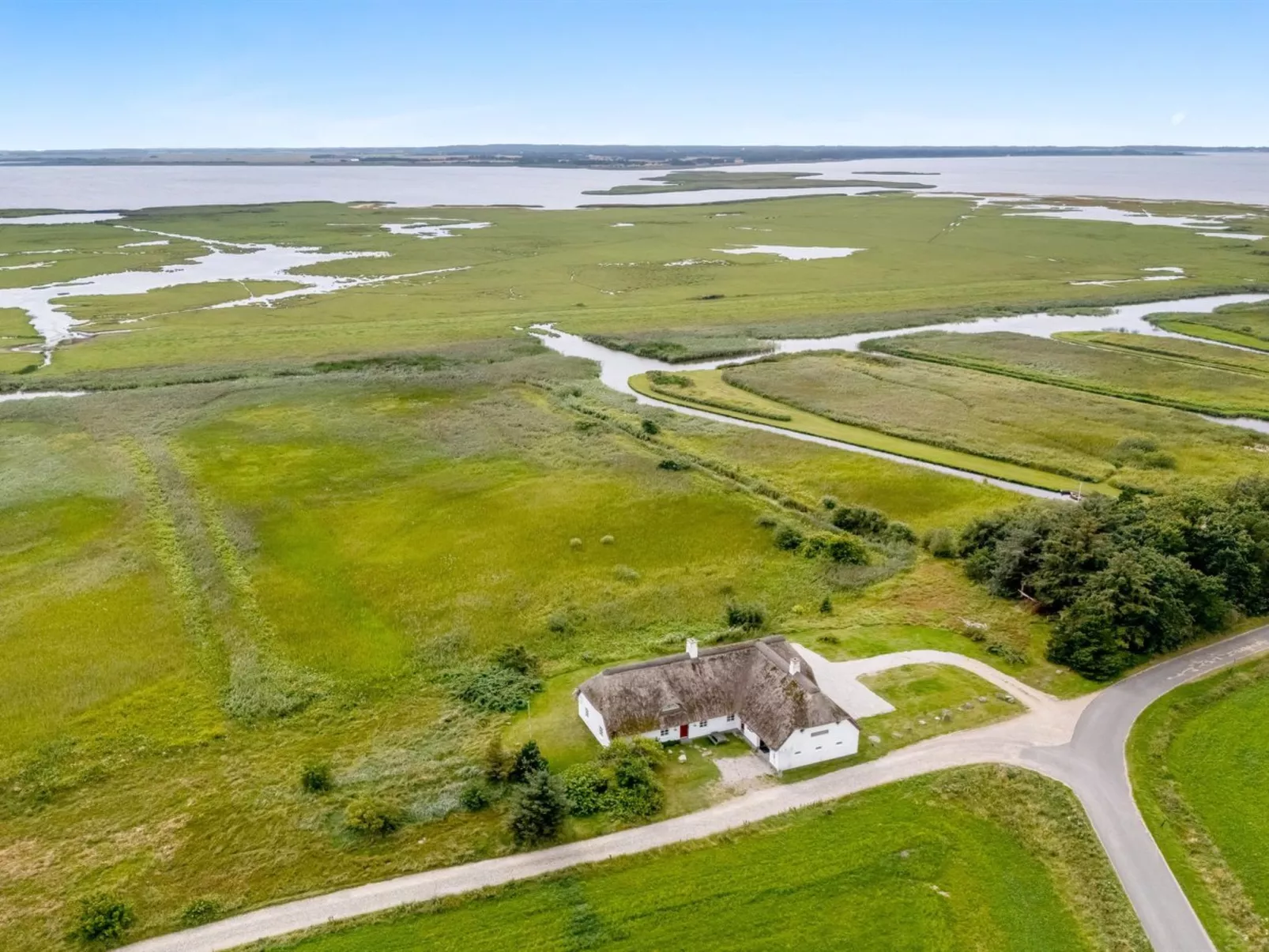 "Darleen" - 850m to the fjord-Buiten