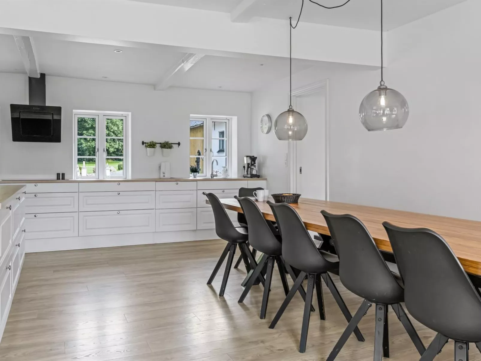 "Vinni" - 25km from the sea-Binnen