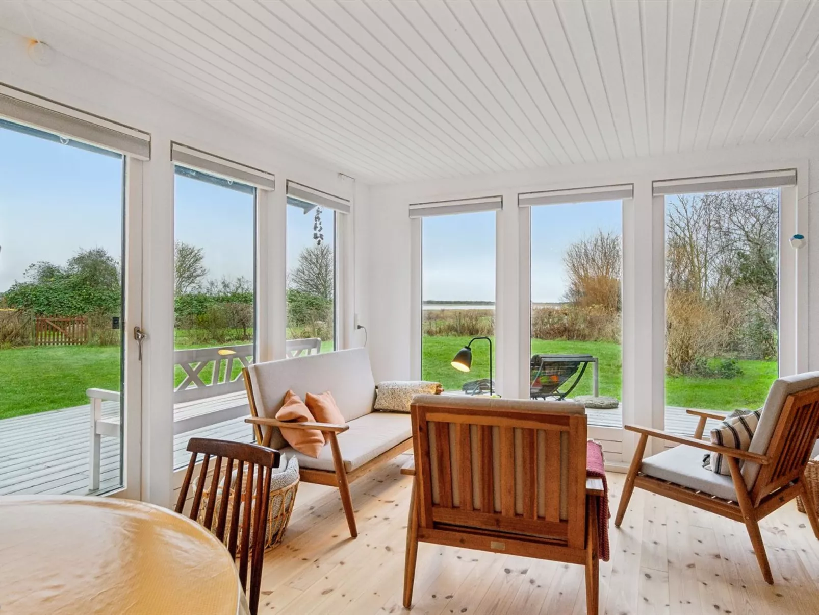 "Dufa" - 200m to the fjord-Binnen