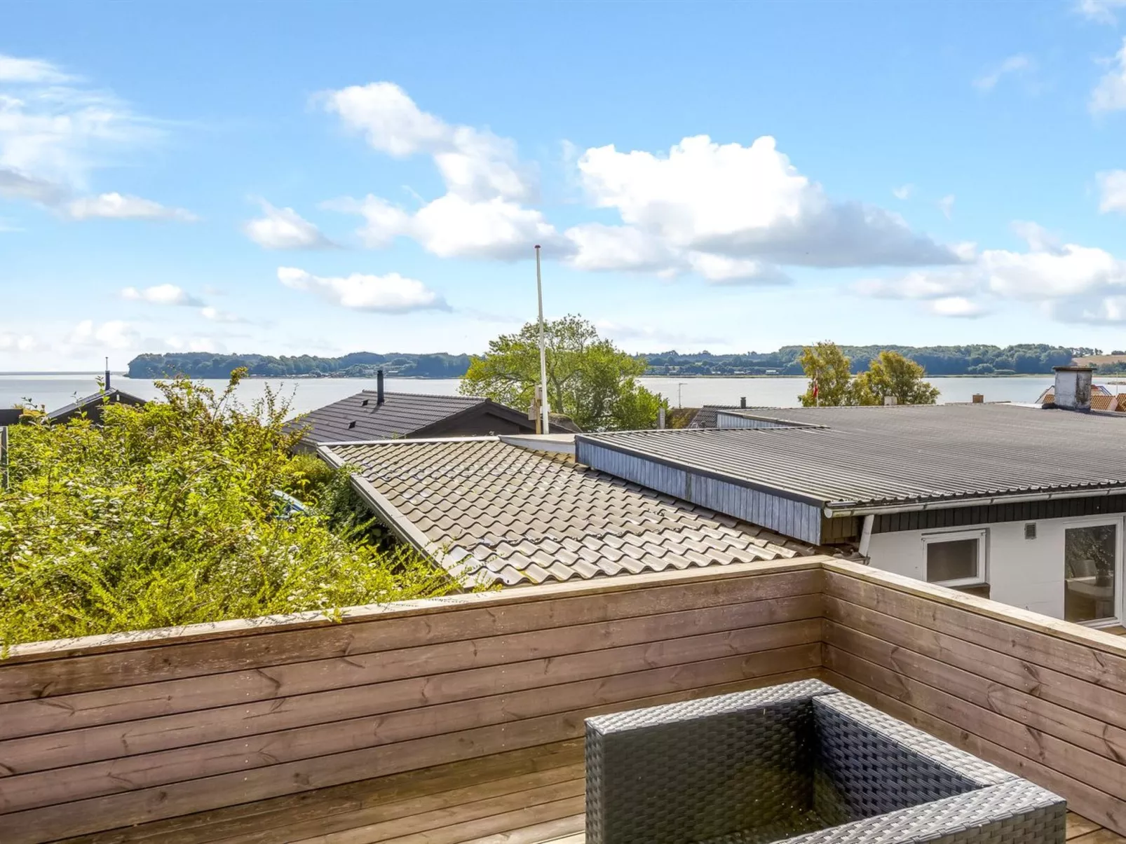 "Delan" - 75m from the sea-Buiten