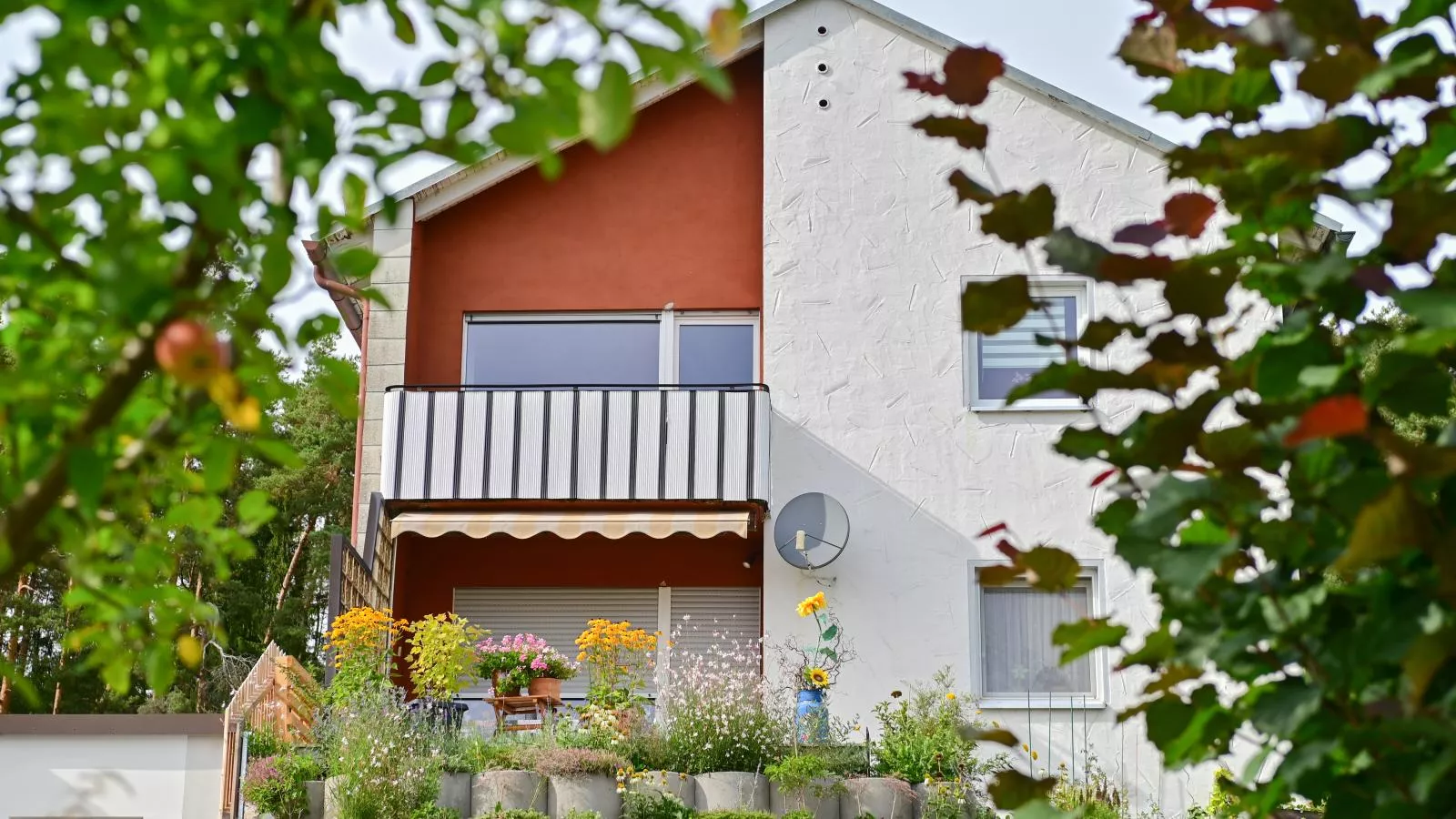 Bärenhöhle-Buitenkant zomer