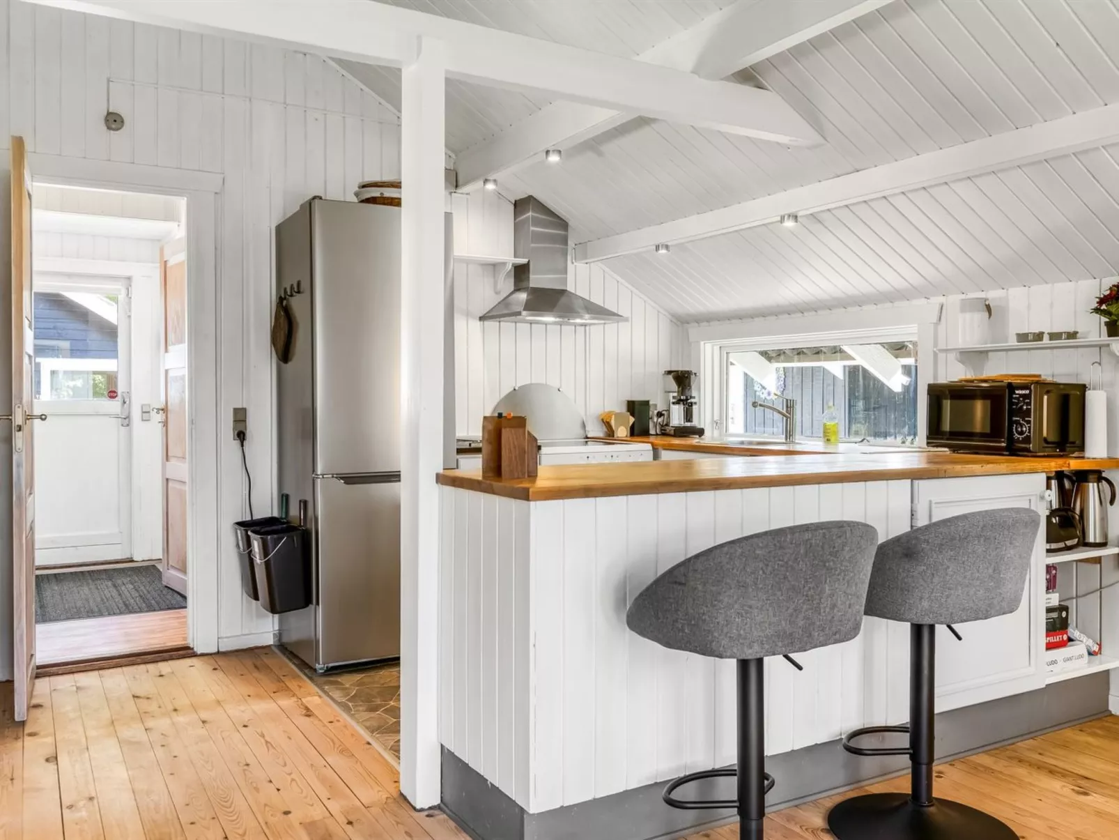 "Madita" - 30km from the sea-Binnen