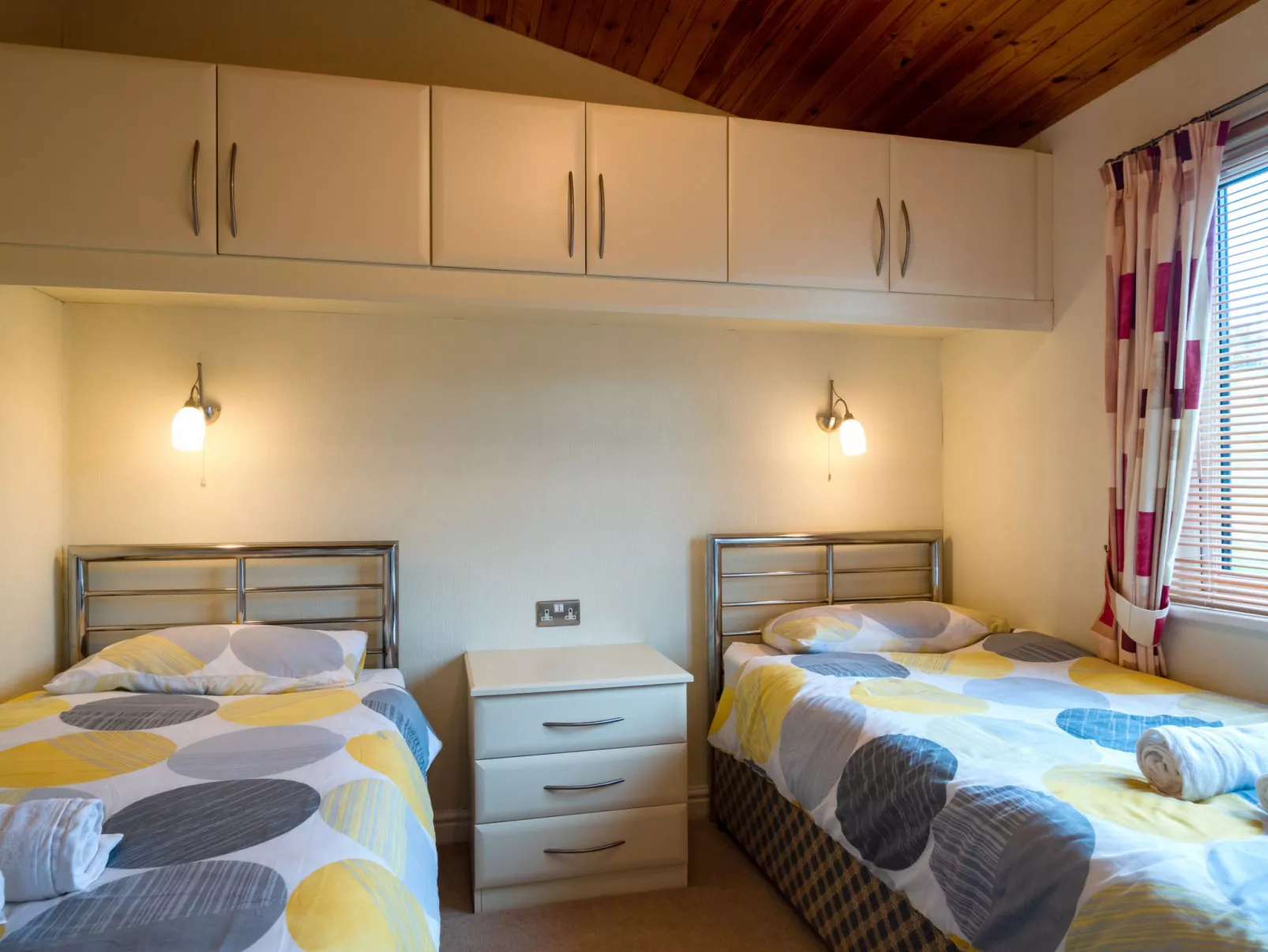 Whitsand Bay Lodge-Binnen