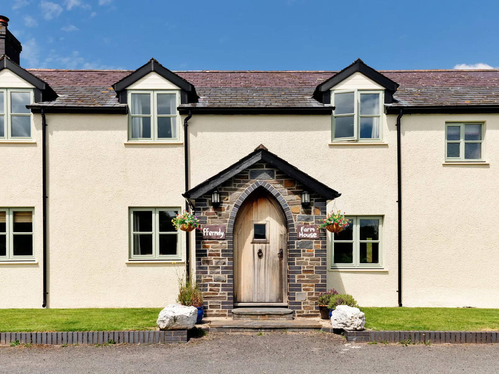 The Welsh Farmhouse-Buiten