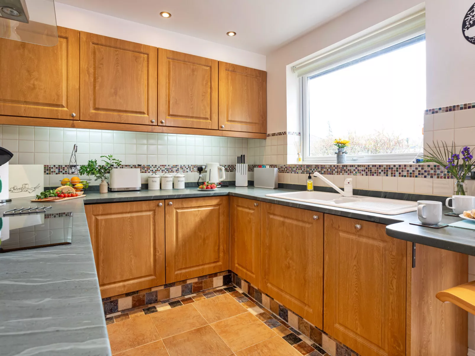 The Duck House-Binnen