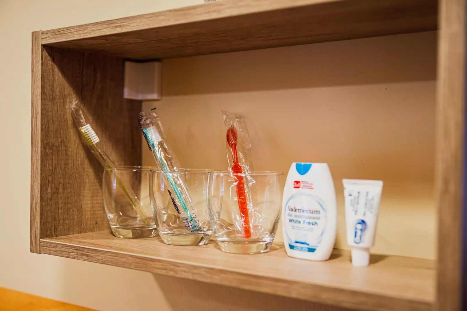 Elegant and Stylish Retreat Apartments with Terrace - Two Bedroom Apartment with Terrace-Badkamer