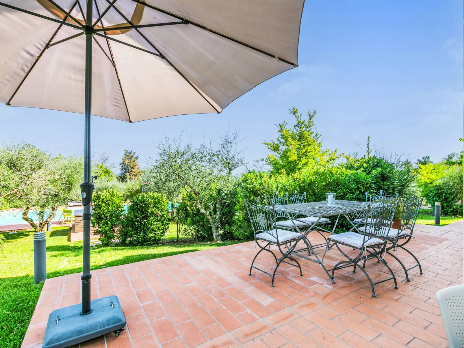 Vecchio Forno-Buiten