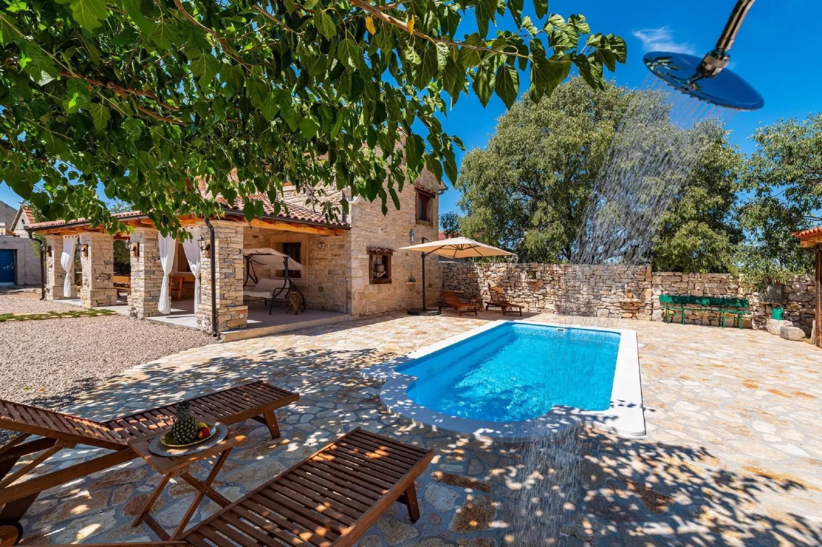 Authentic Villa Malou-Zwembad