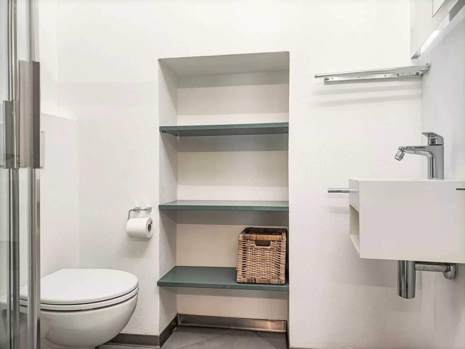 Terrazza con glicine-Binnen