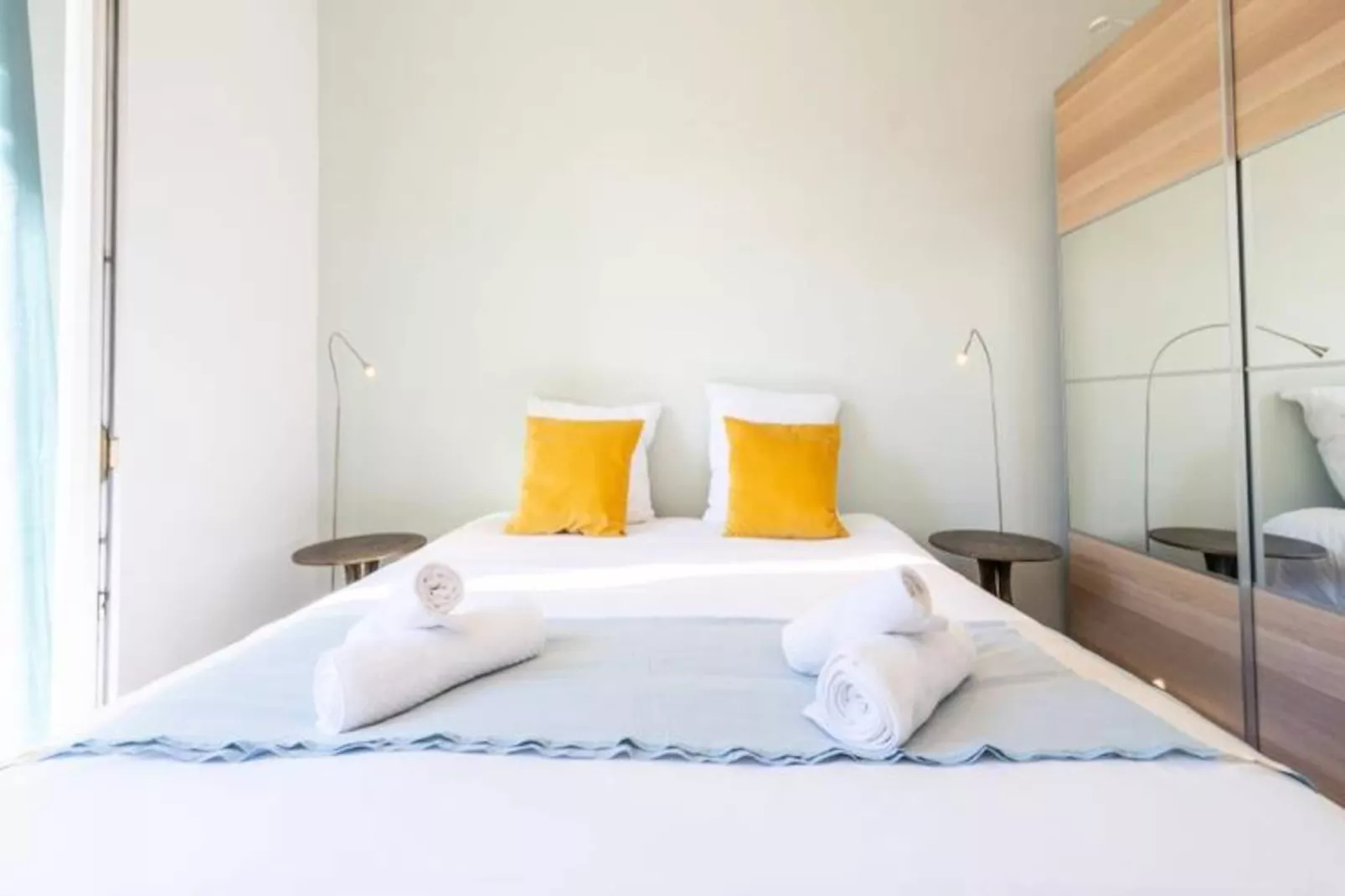 Résidence 3p Avec Balcons, 3min Du Palais Des Congr&egrave;s-Niet-getagd