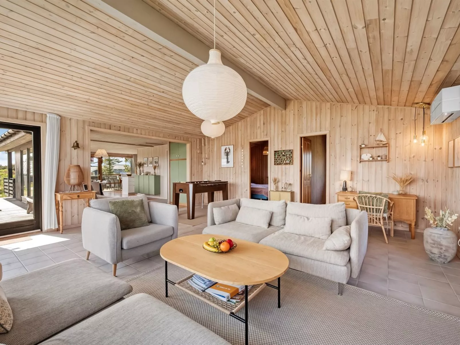 "Brunkil" - 500m from the sea-Binnen