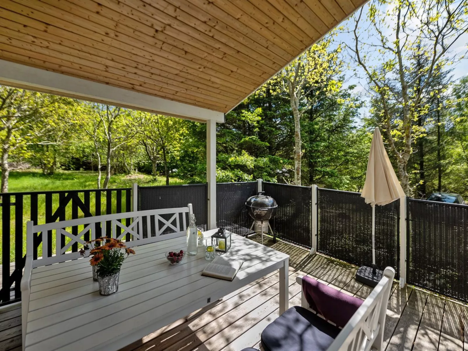 "Elena" - 800m to the fjord-Buiten