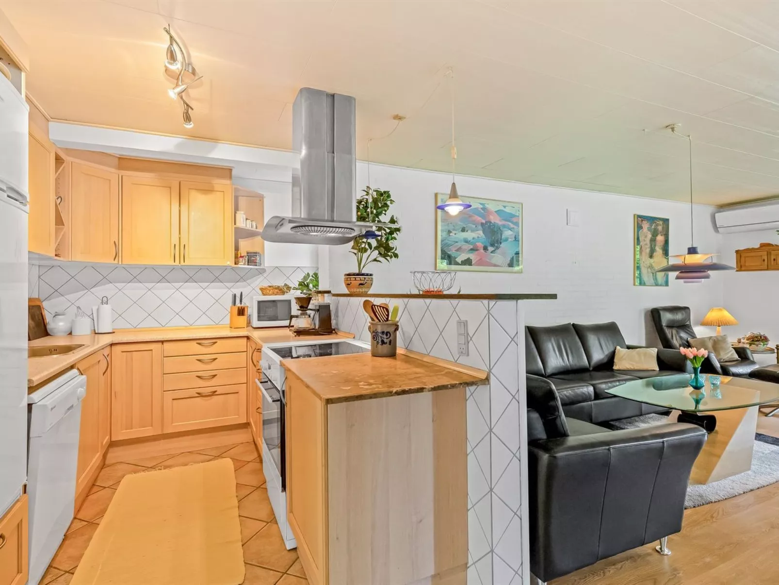 "Hanka" - 500m from the sea-Binnen