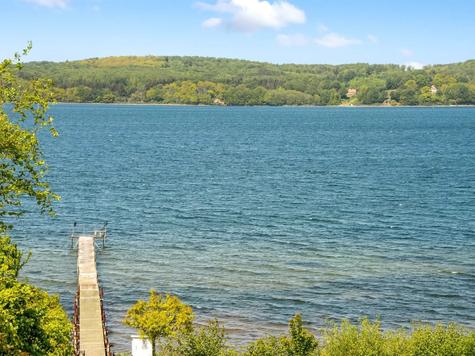 "Tini" - 50m to the fjord-Buiten