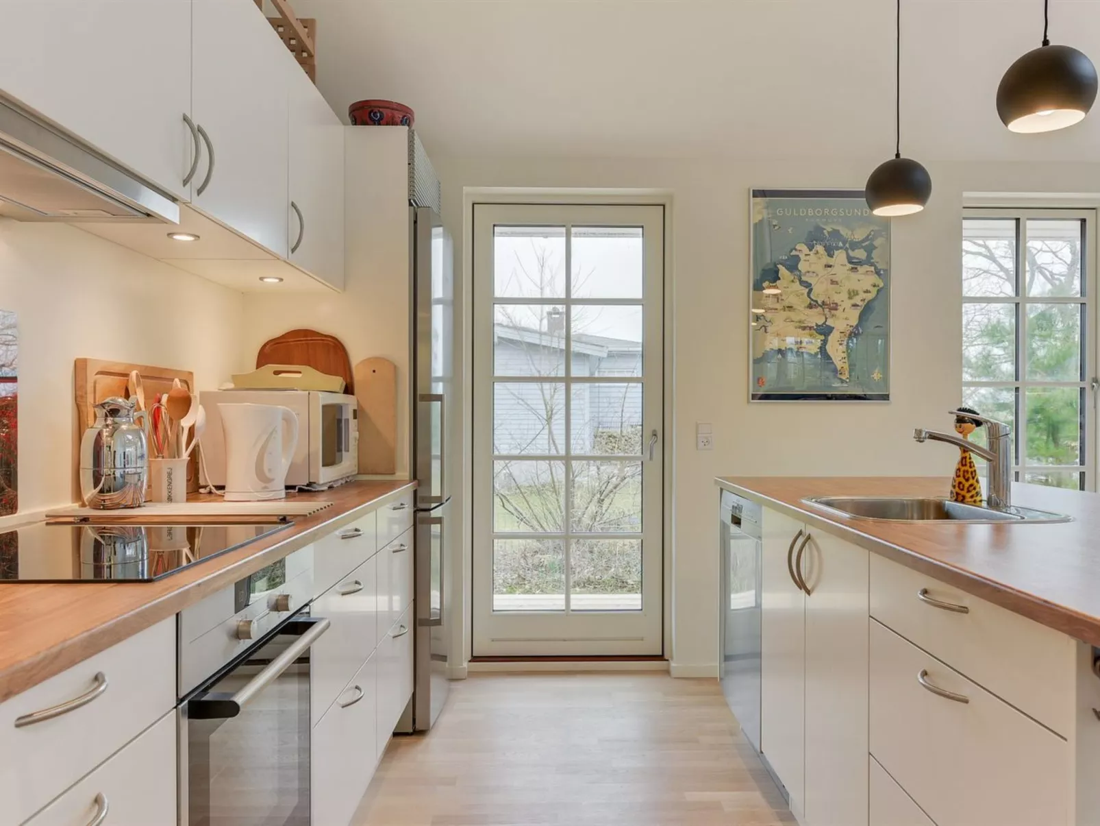 "Auke" - 100m from the sea-Binnen