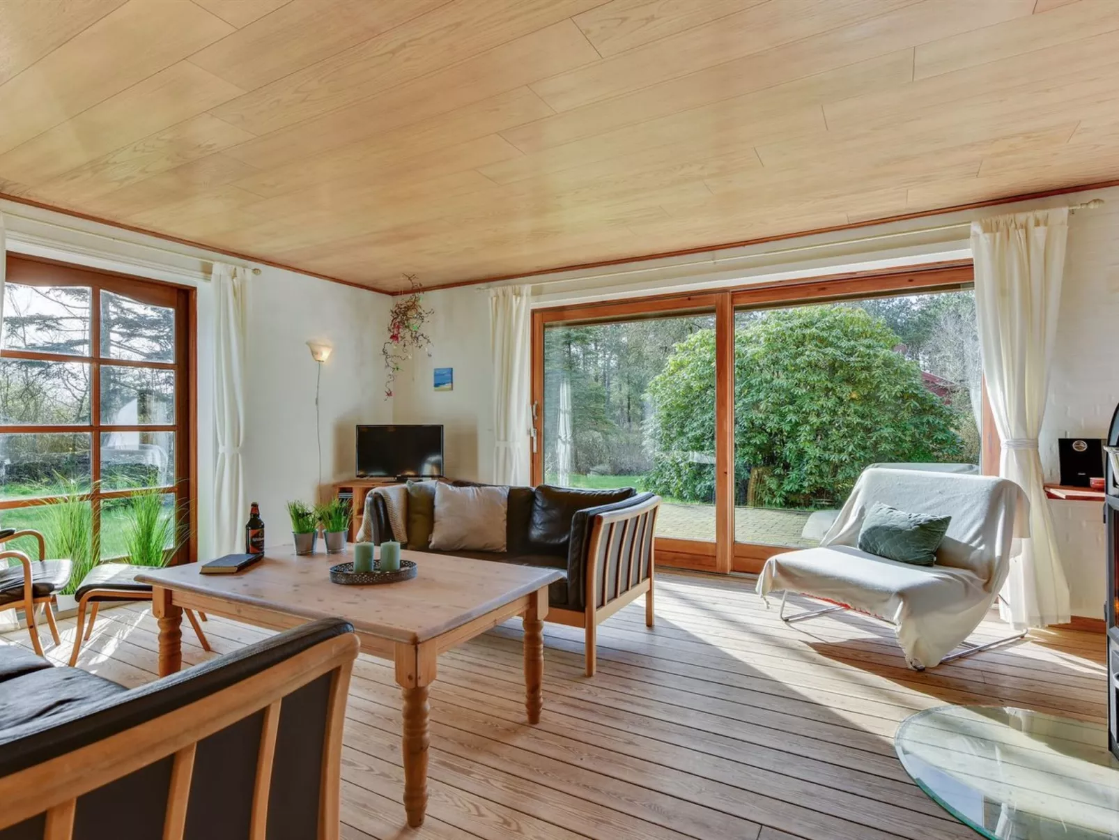 "Iiro" - 2.5km from the sea-Binnen