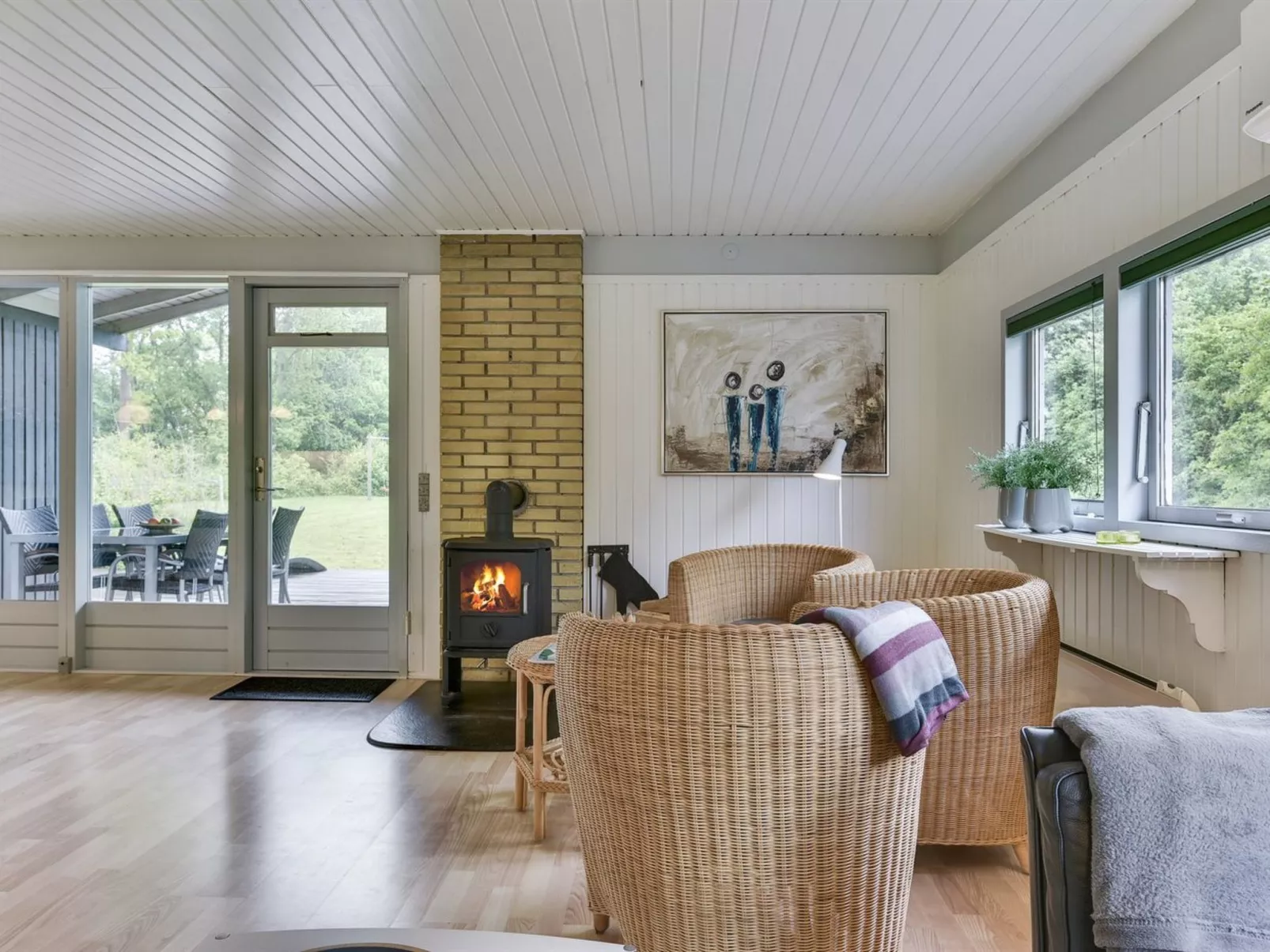 "Hasti" - 700m from the sea-Binnen