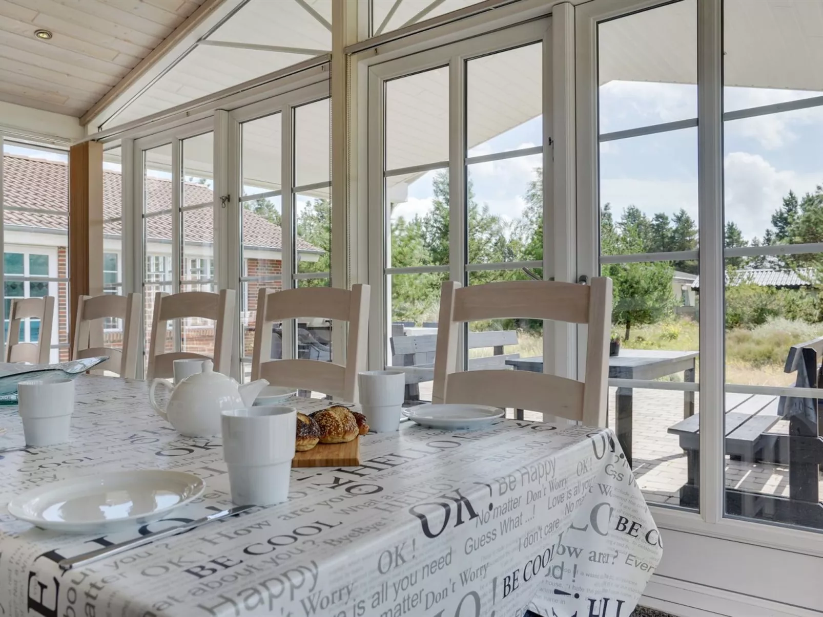 "Nana" - 4km from the sea-Binnen