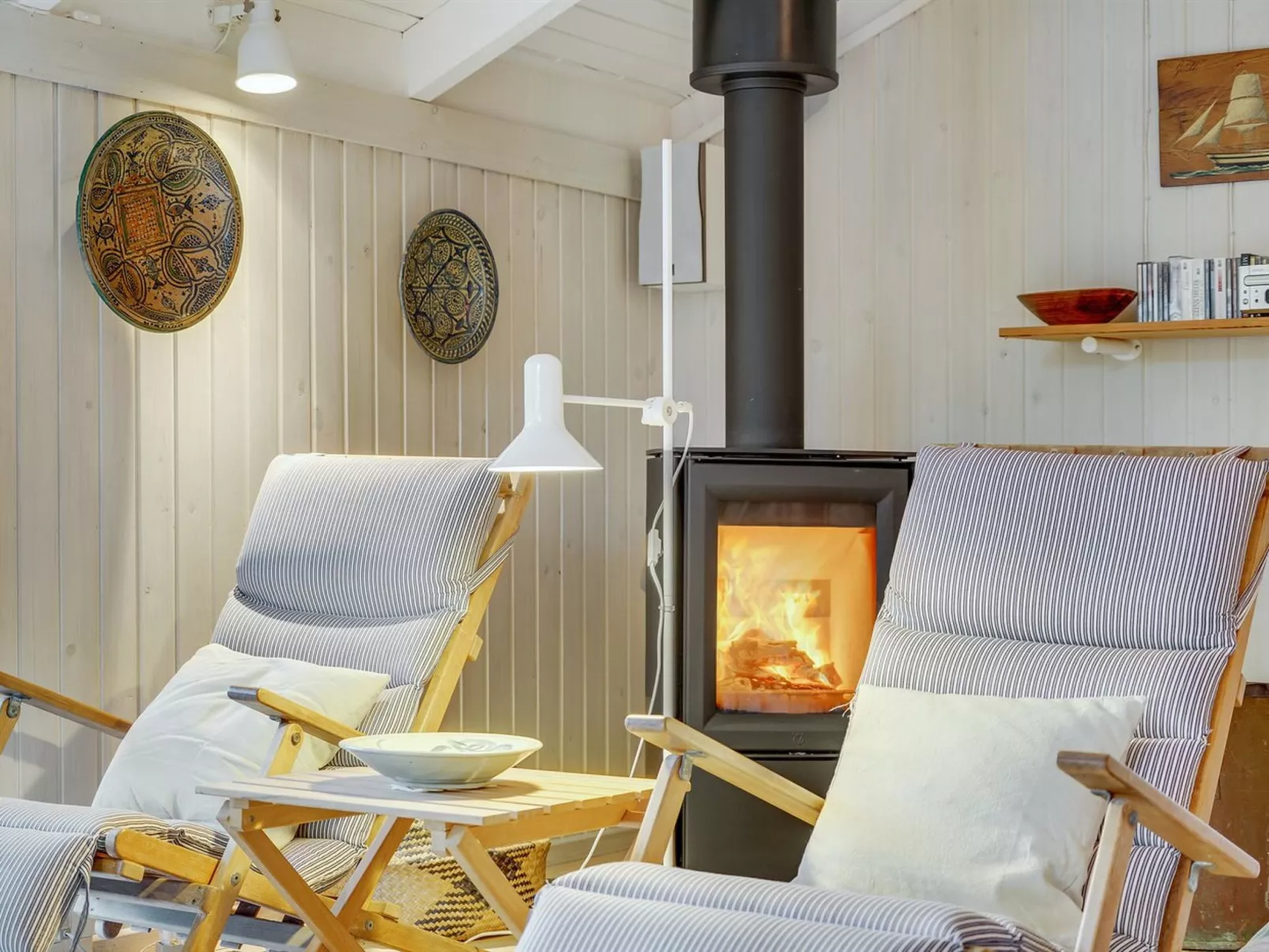 "Helmtrud" - 500m from the sea-Binnen