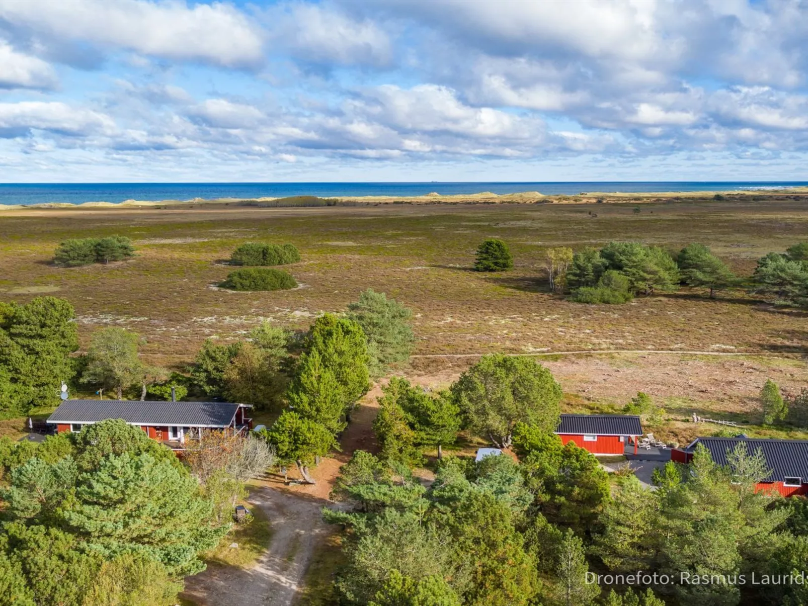 "Hrefna" - 350m from the sea-Buiten