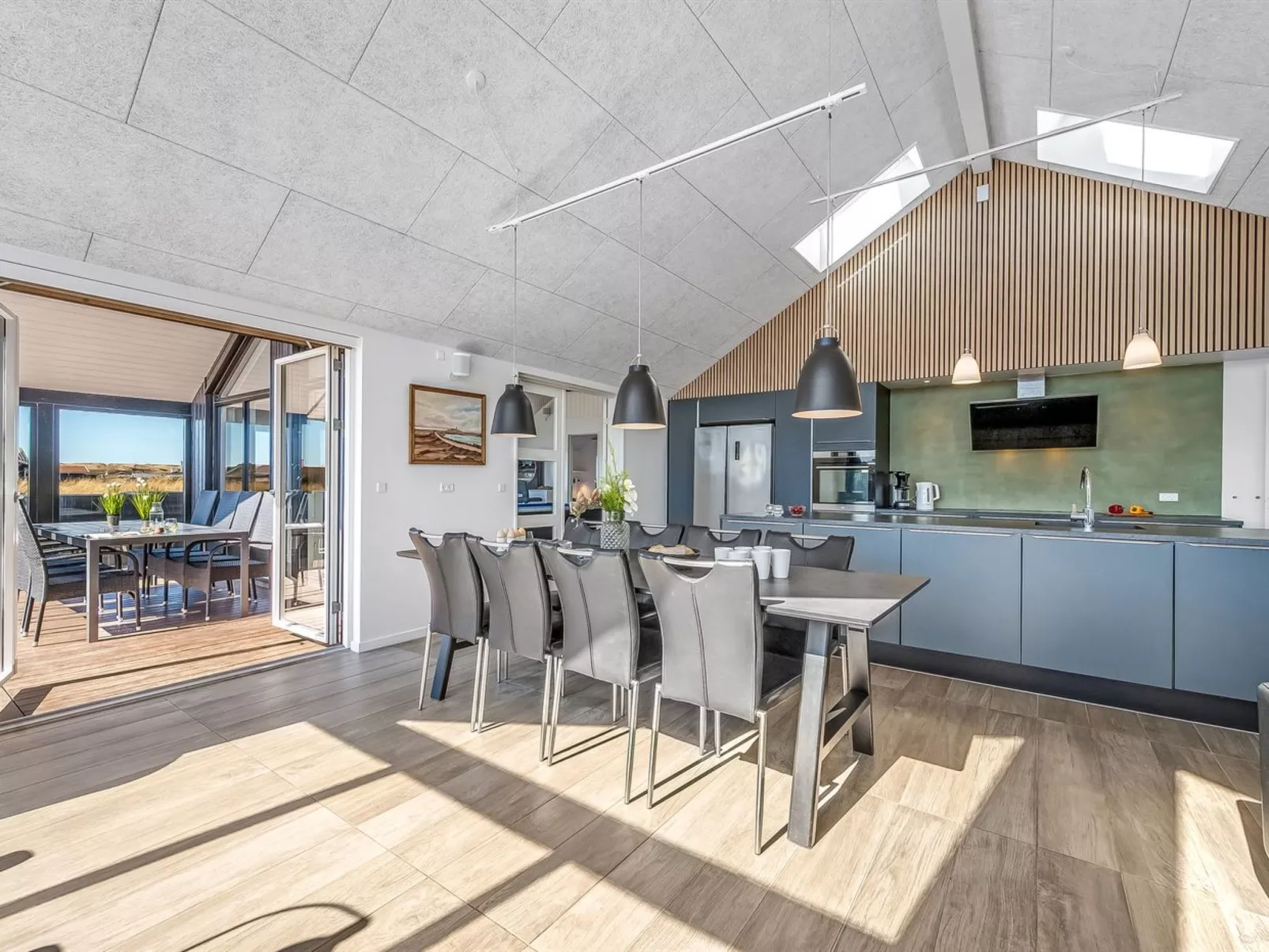 "Swante" -  from the sea-Binnen