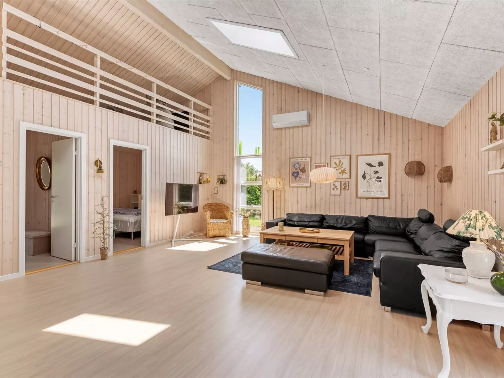 "Gabi" - 700m from the sea-Binnen