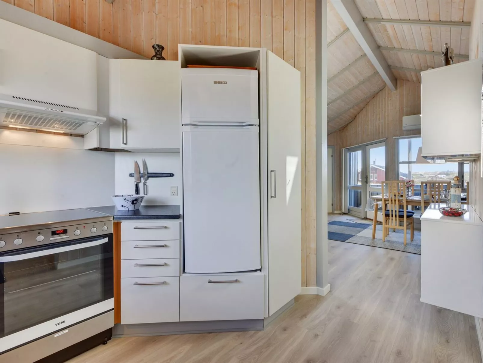 "Durita" - 600m to the fjord-Binnen