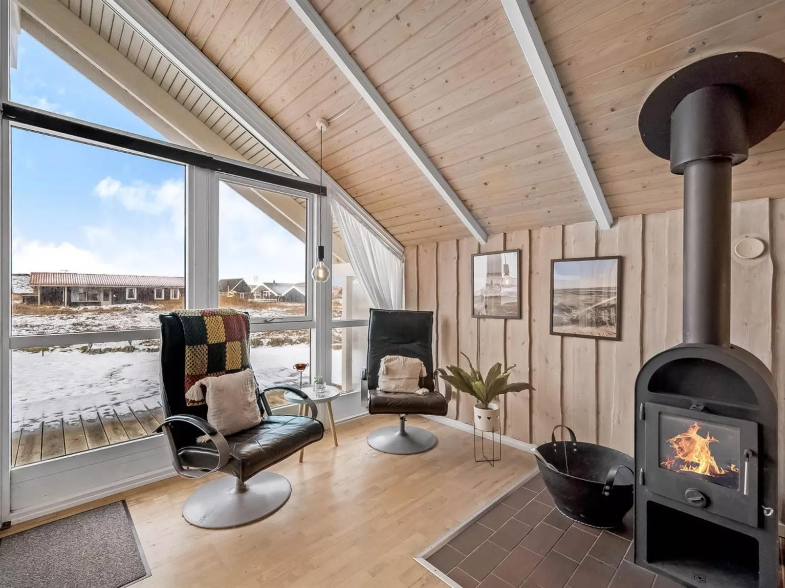 "Doris" - 150m from the sea-Binnen