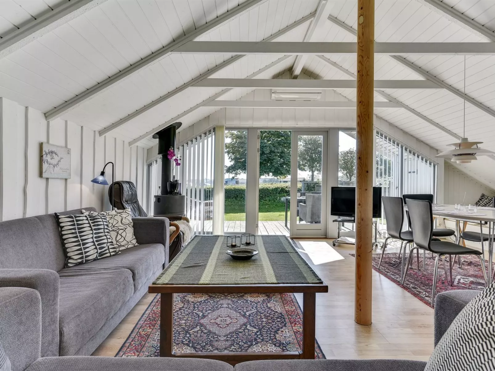 "Katrina" - 50m to the fjord-Binnen