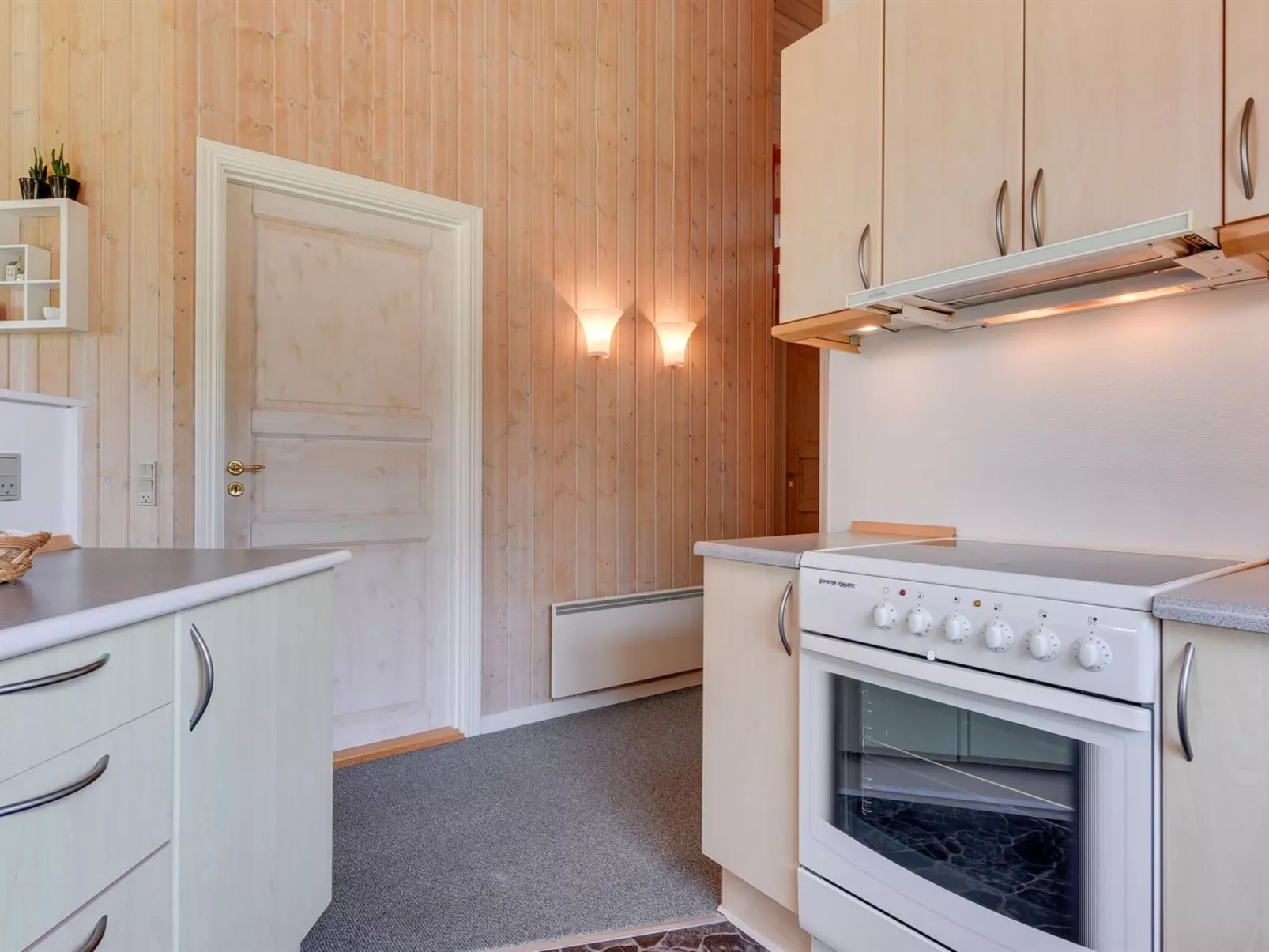 "Herlugh" - 1km to the fjord-Binnen