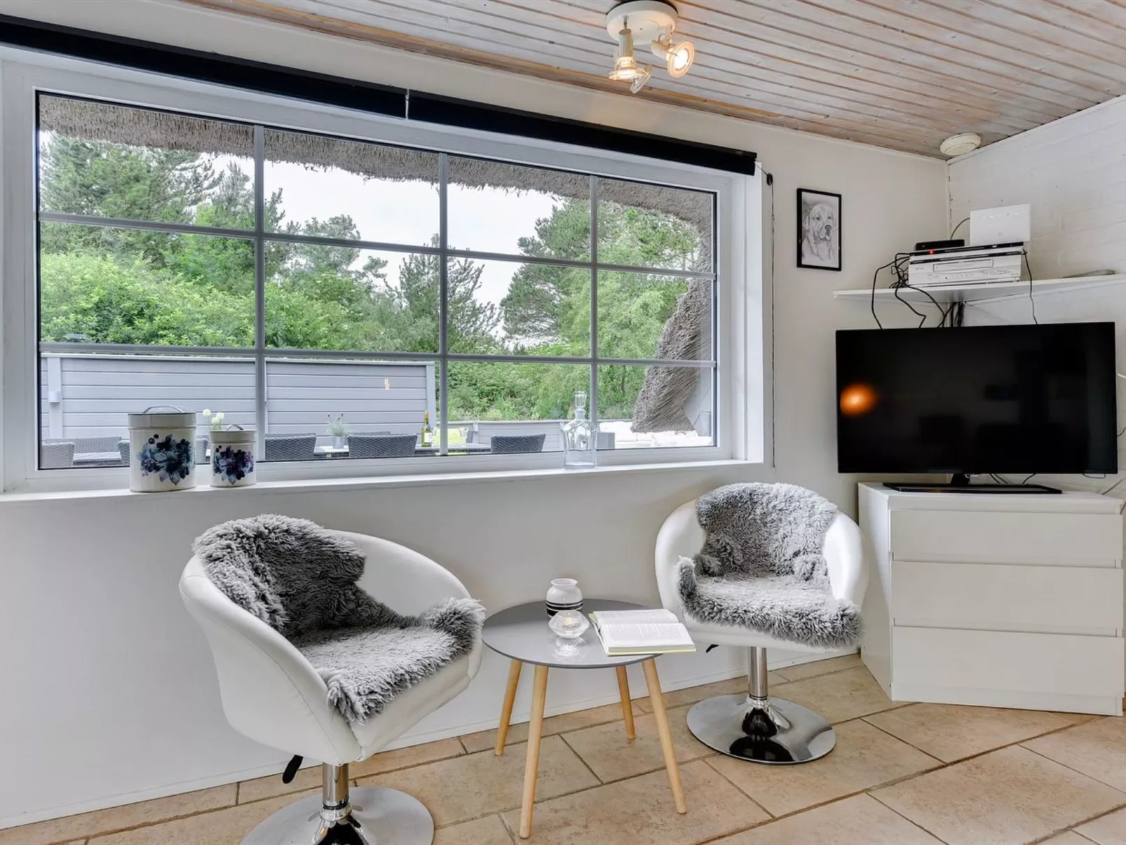 "Annelisa" - 200m to the fjord-Binnen