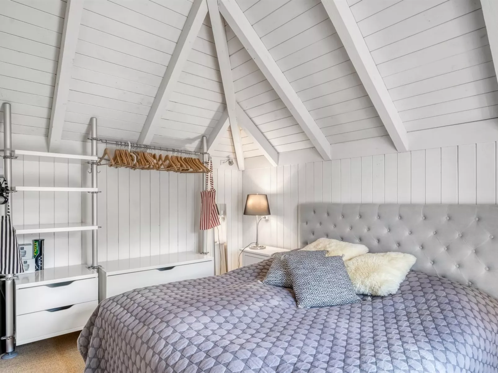 "Verner" - 900m from the sea-Binnen