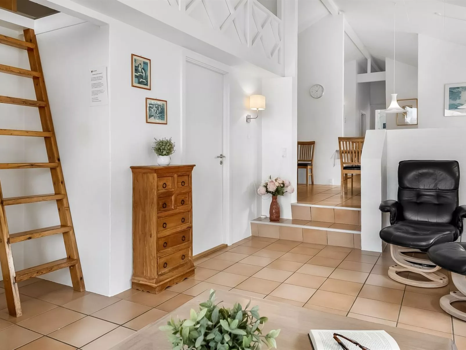 "Tovi" - 600m from the sea-Binnen