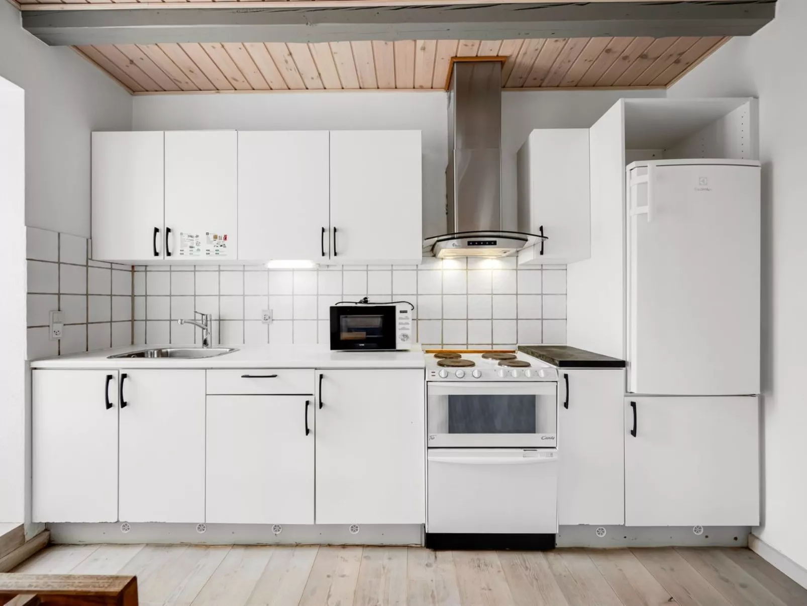 "Nafne" - 1.2km from the sea-Binnen