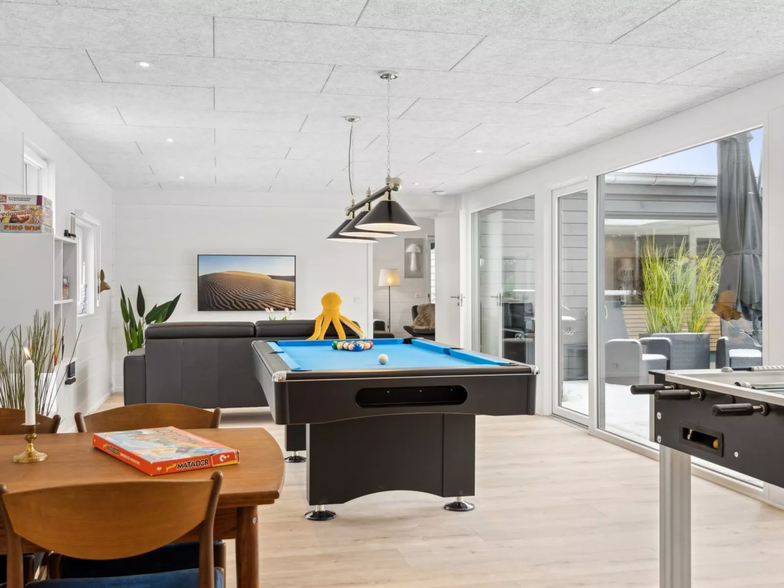 "Marinus" - 800m from the sea-Binnen