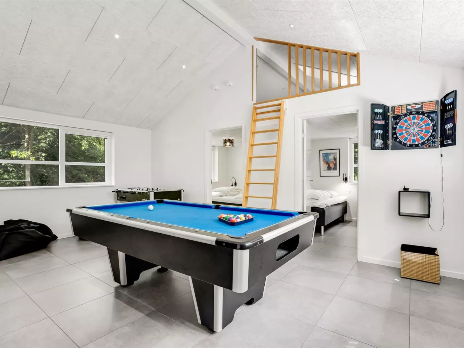 "Patrice" - 300m from the sea-Binnen