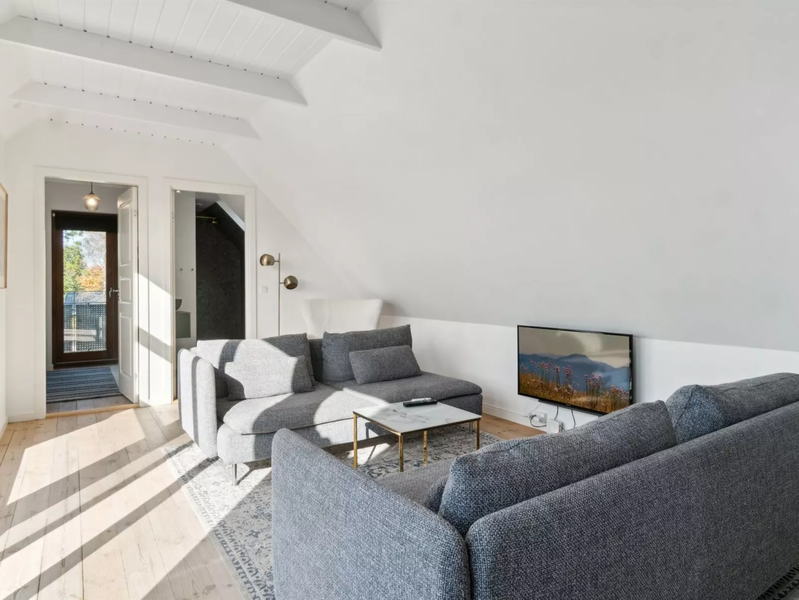 "Elmeri" - 200m from the sea-Binnen