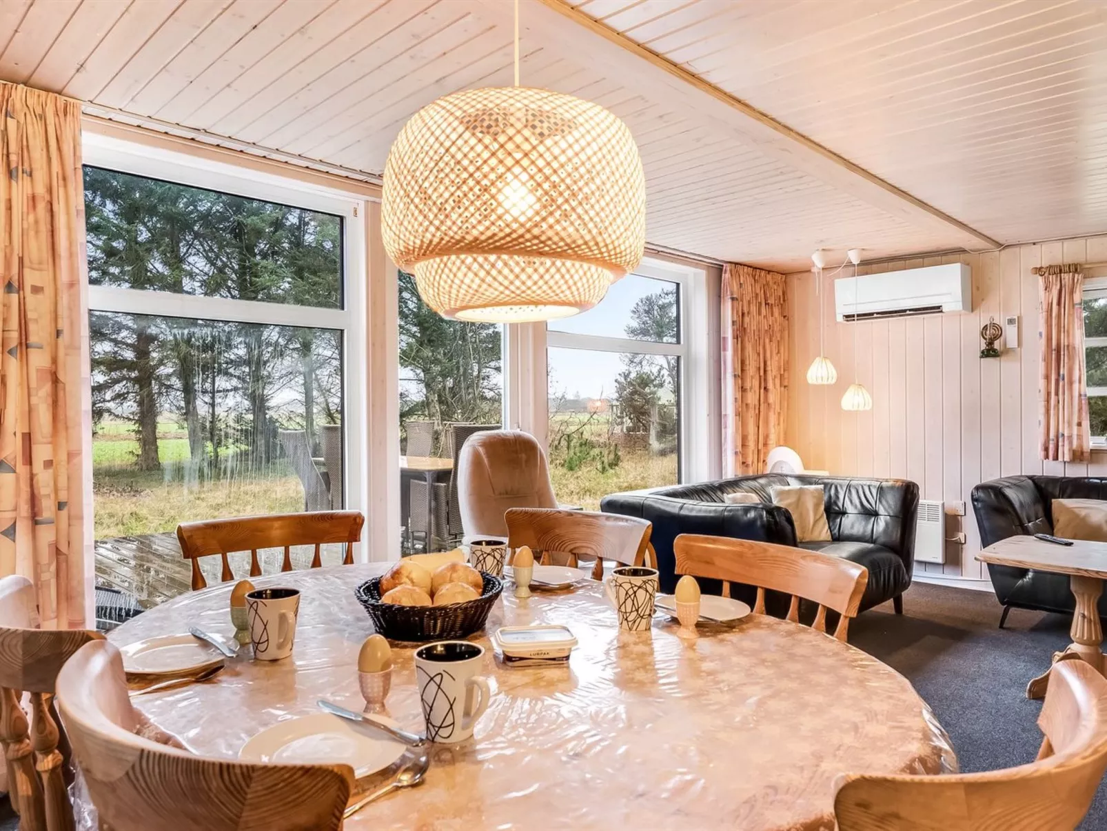 "Brawith" - 700m to the fjord-Binnen