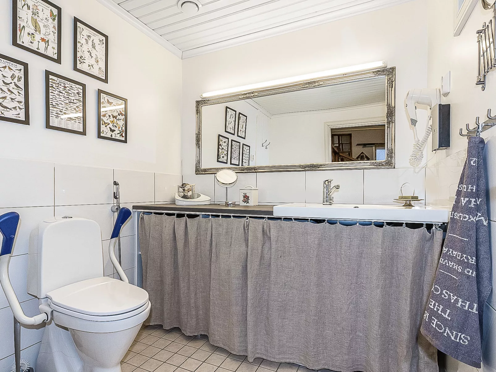 Päätalo, mökkilomat ja perhejuhlat-Binnen