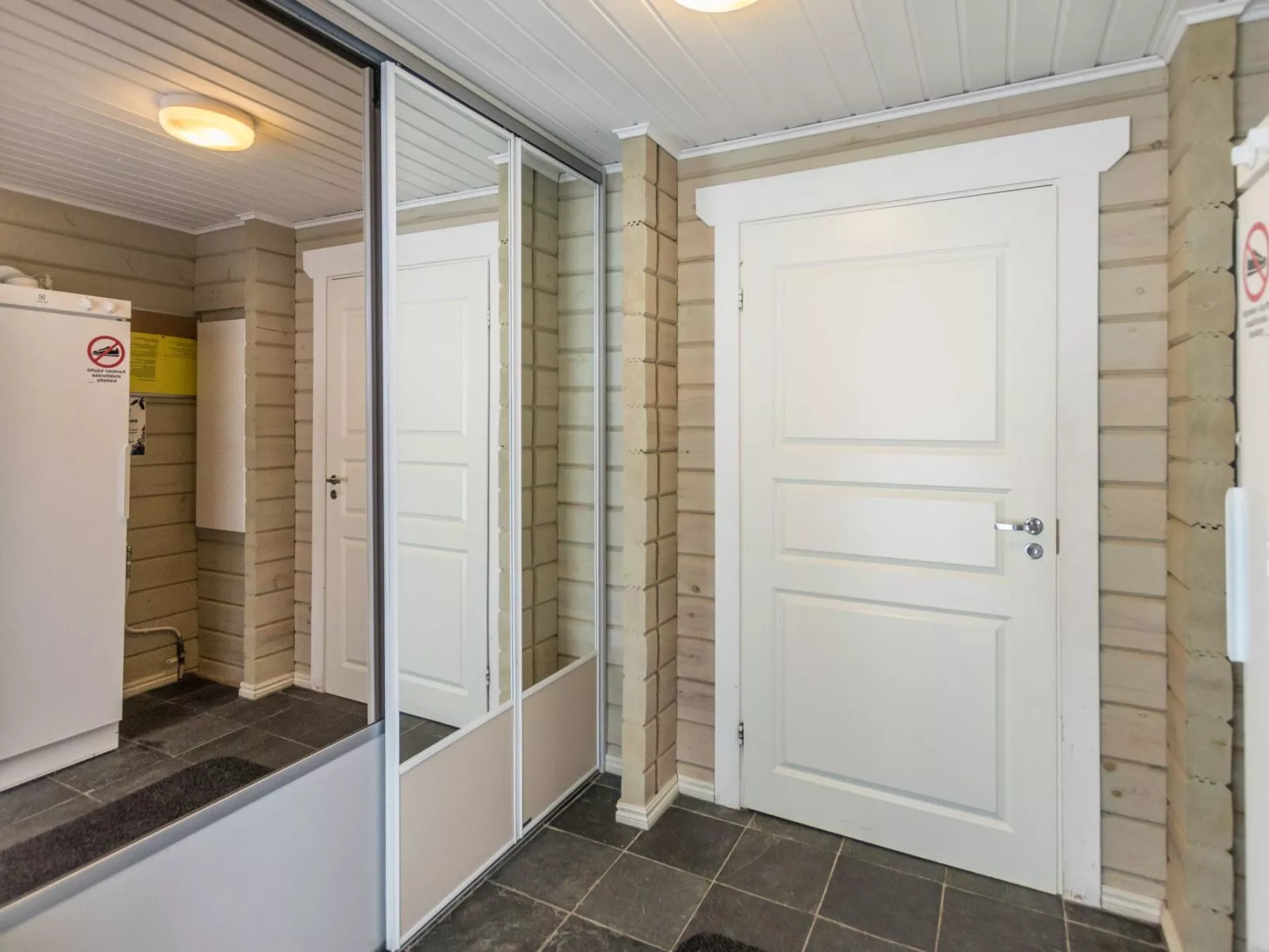 Uulanlinna a, paritalo-Binnen