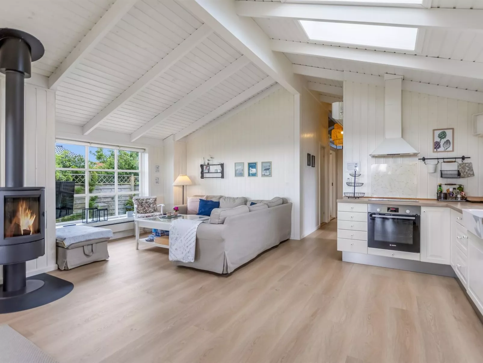 "Withger" - 20m from the sea-Binnen