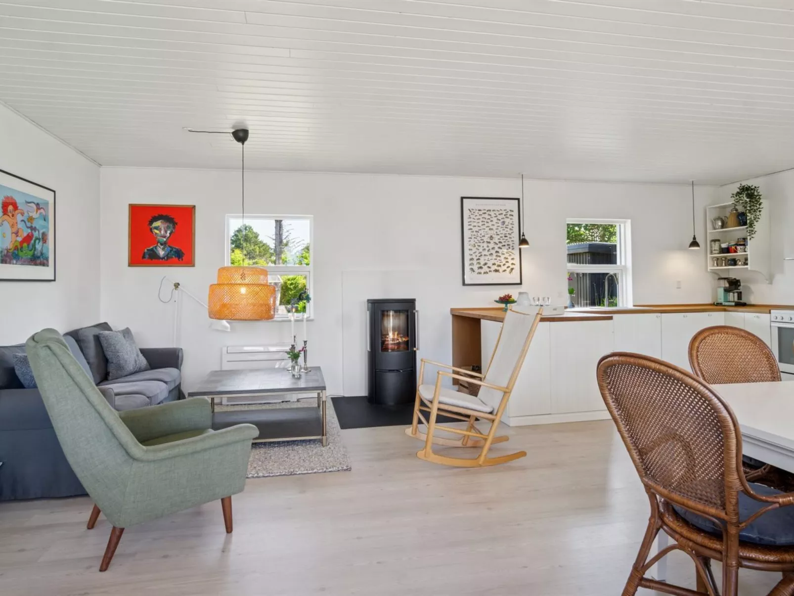 "Botwith" - 125m from the sea-Binnen