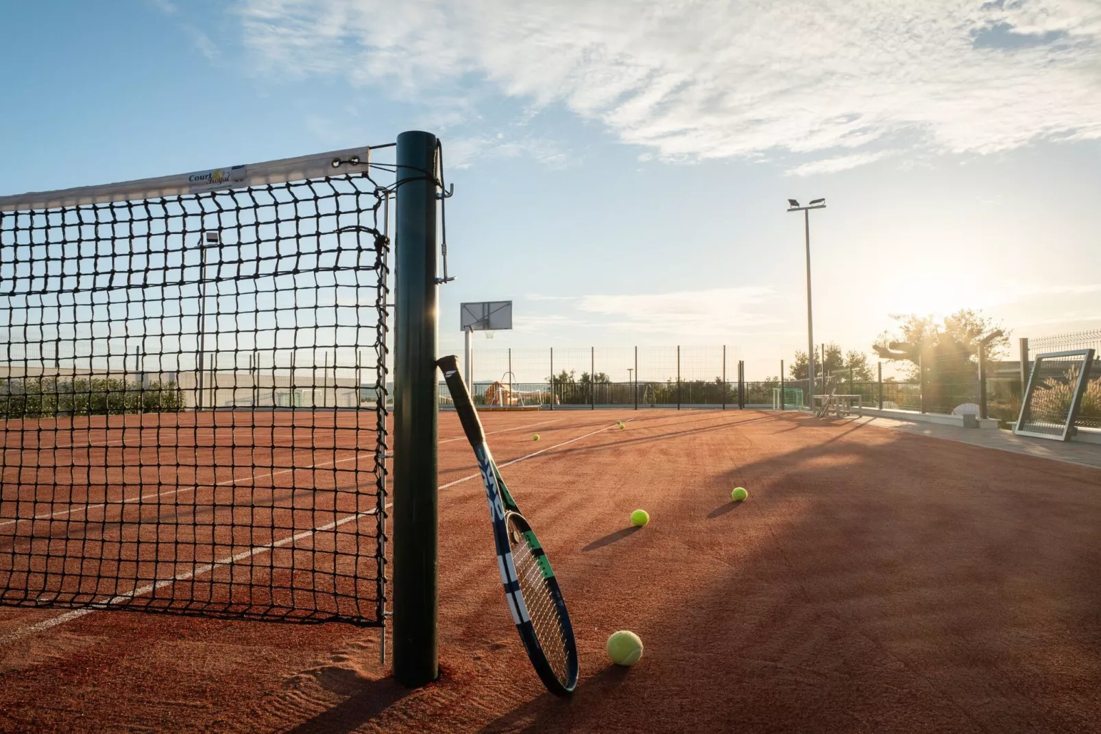 Villa Freedom - Five Bedroom House with Balcony-Buitenlucht