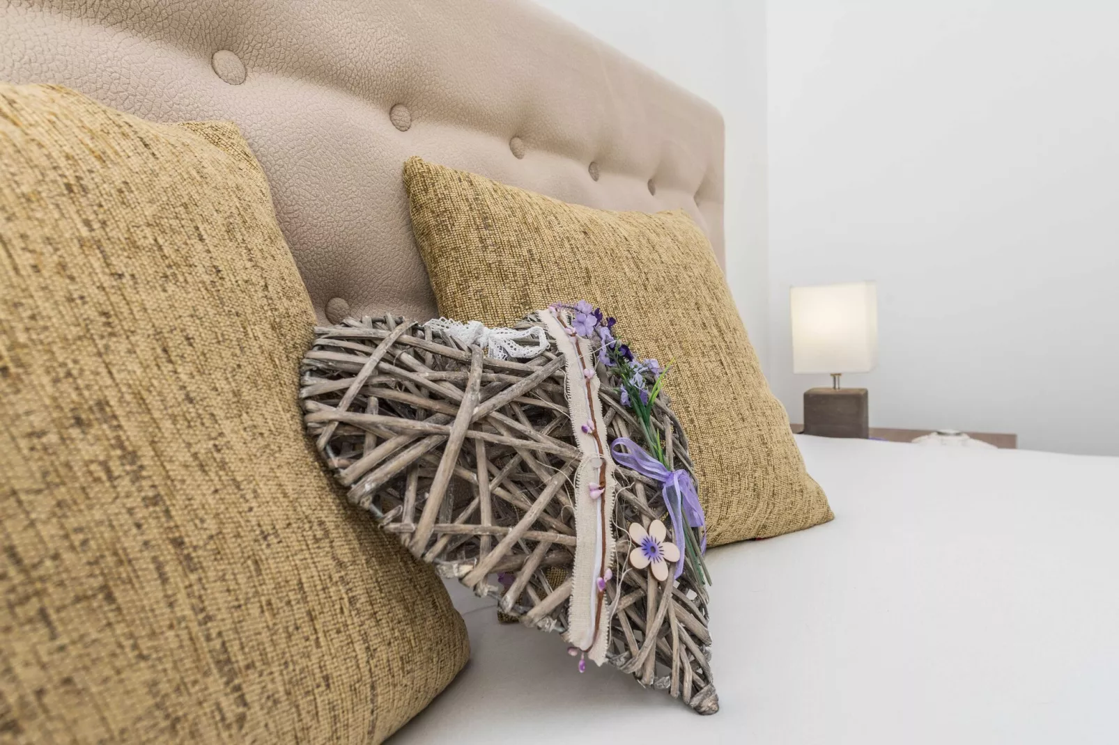 Luxury Escape with Swimming Pool & Modern Design - Comfort Four Bedroom Villa with Sea View and Private Pool ( Villa 7)-Slaapkamer