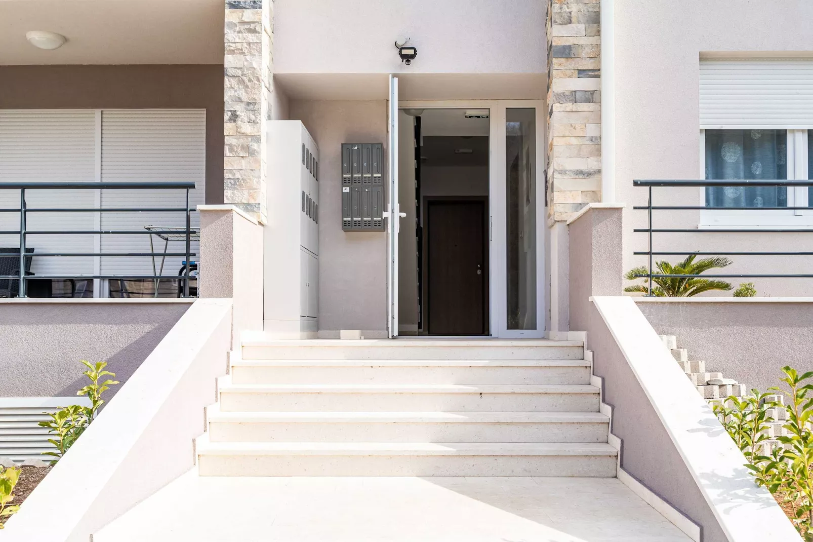 Apartment Zoric - Two Bedroom Apartment with Balcony-Faciliteiten